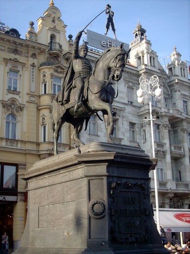 Ban Josip Jelačič, Zagreb